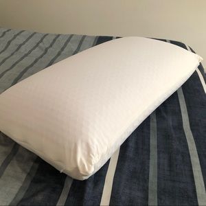 The Purple Harmony Pillow - 7” and like new